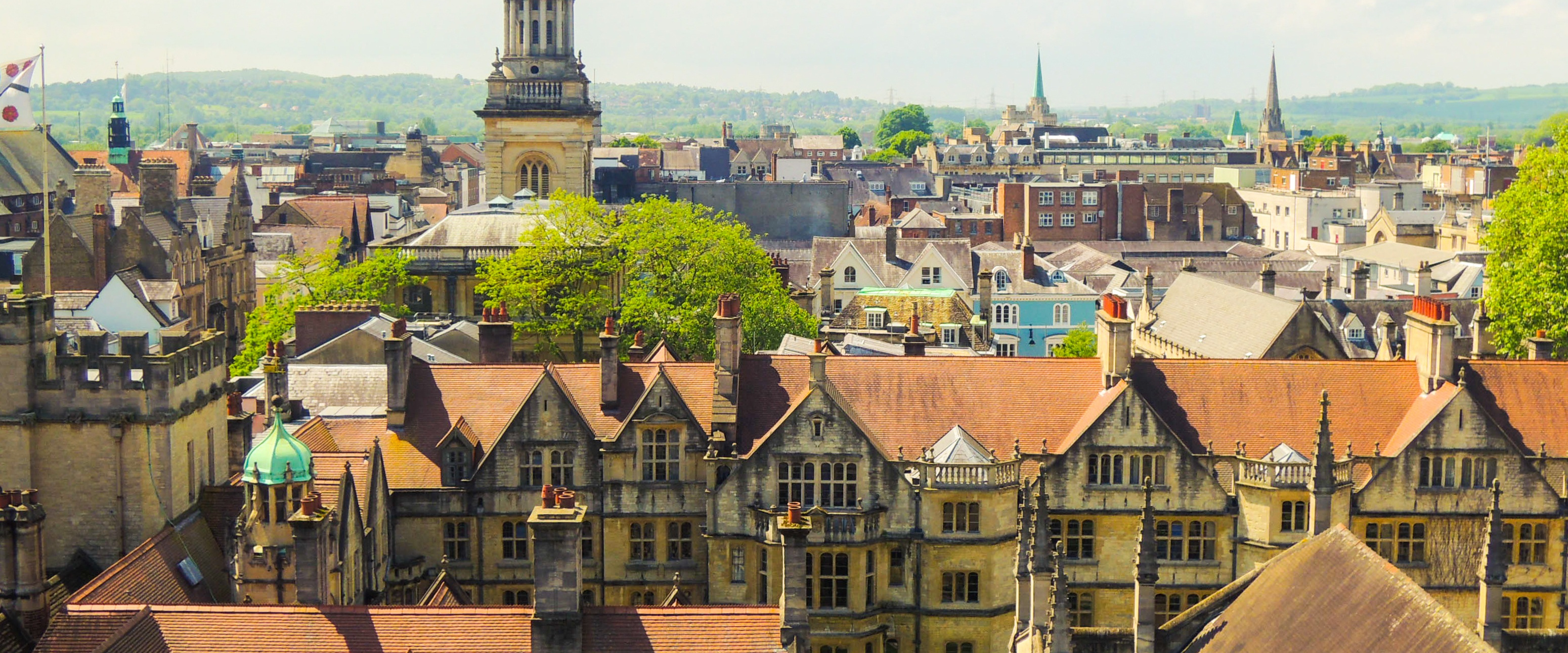 Two UG projects exploring the power of data decentralisation for the citizens